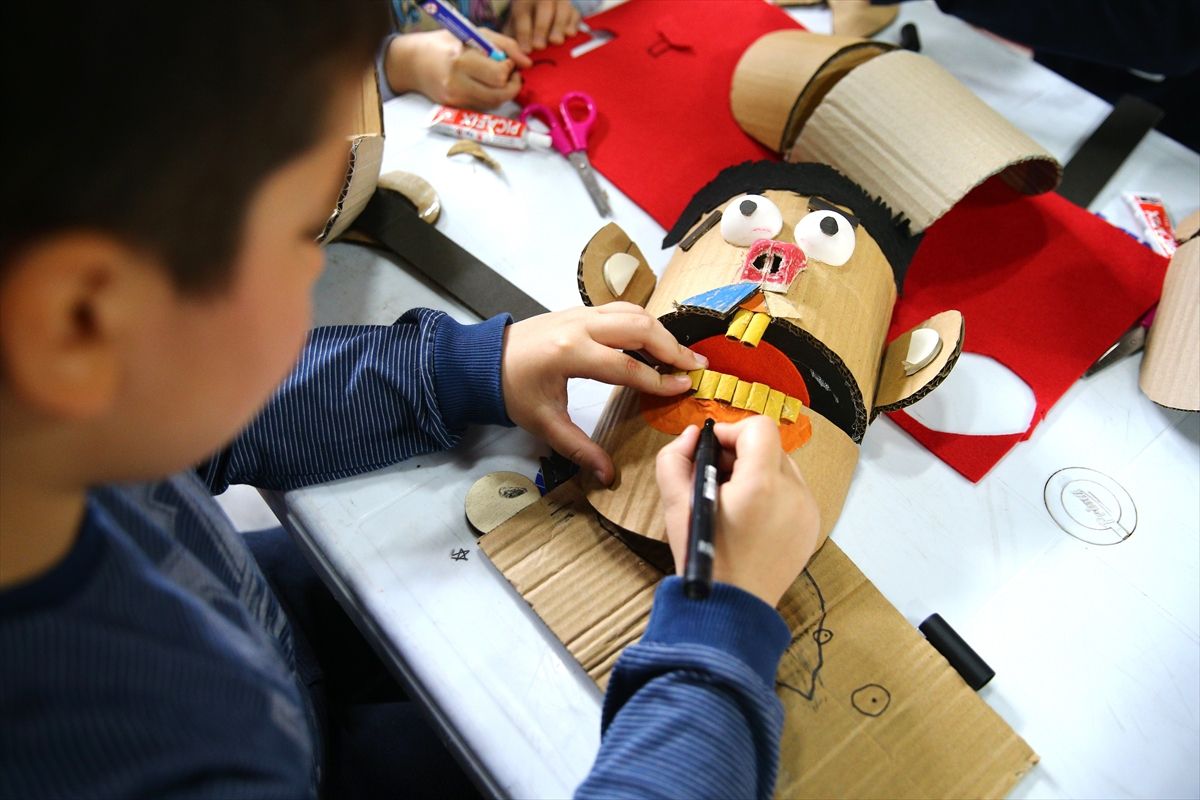 Devlet Tiyatroları Sabancı Uluslararası Adana Tiyatro Festivali sürüyor