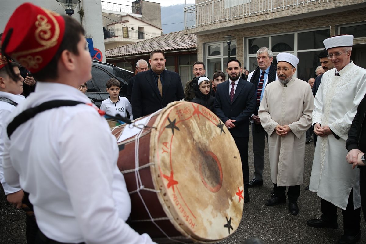 Diyanet İşleri Başkanı Arpaguş, Batı Trakya'da iftar programında konuştu Açıklaması