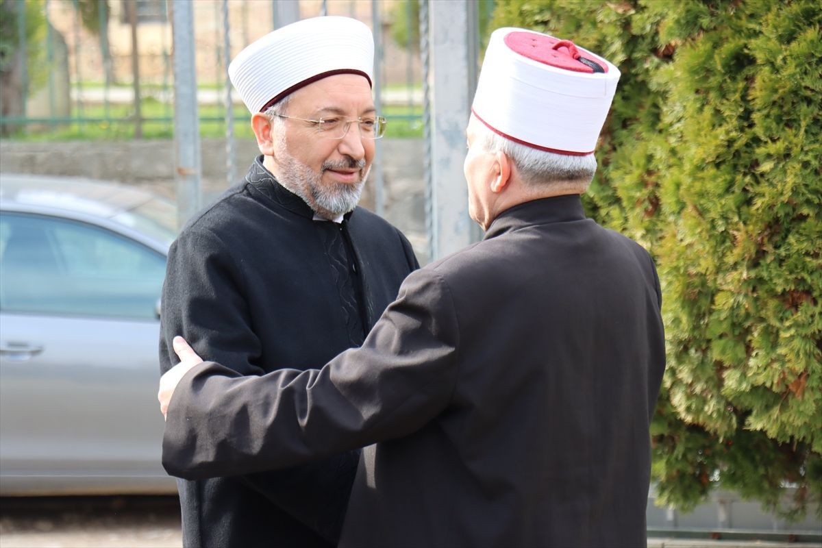 Diyanet İşleri Başkanı Arpaguş, Kuzey Makedonya İslam Birliği Başkanı Fetahu ile görüştü