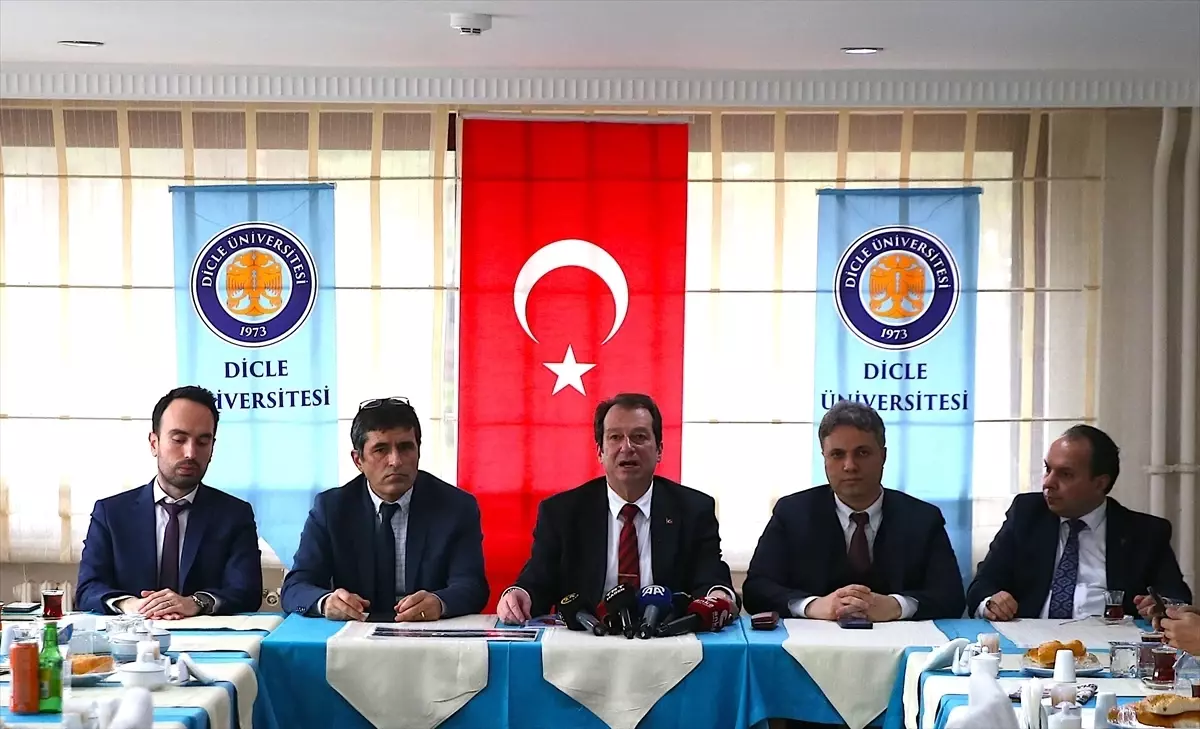 Diyarbakır'a kazandırılacak 600 yataklı Dicle Üniversitesi Hastanesi'nin 2027 sonunda tamamlanması hedefleniyor