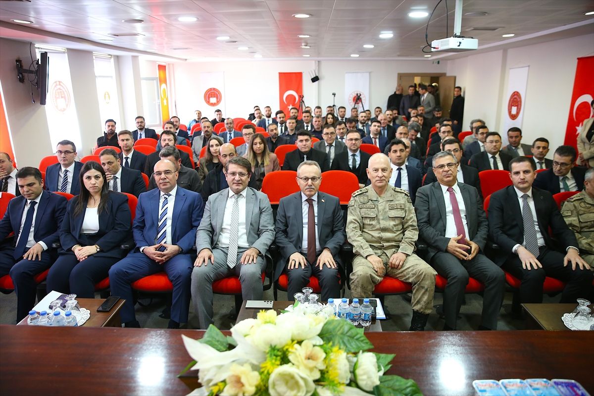 Diyarbakır'da "Yasa Dışı Bahis ve Kumar Suçları Bilgilendirme ve Koordinasyon Toplantısı" düzenlendi