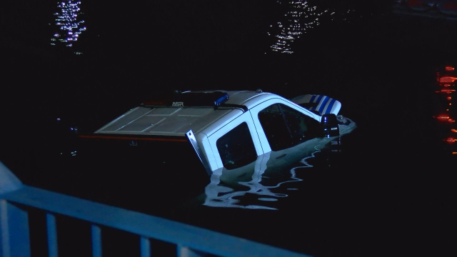 donusu alamayan zabita araci denize boyle uctu 19557268 1398 m