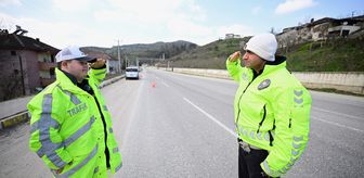 Down sendromlu Fırat emniyetin 'gönüllü personeli' oldu