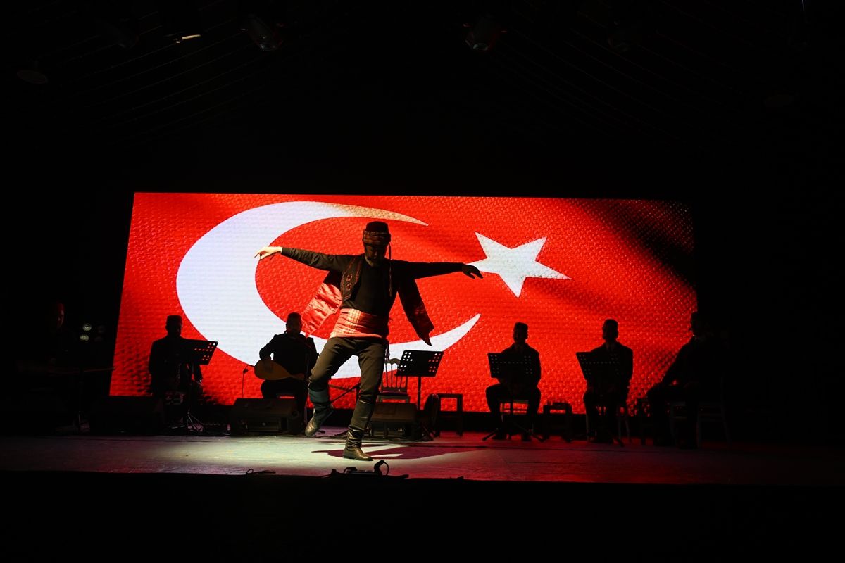 Edirne'de İstiklal Marşı ve Mehmet Akif Ersoy konulu helva sohbeti düzenlendi