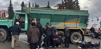 Edirne'de kamyonla motosikletin çarpıştığı kazada 2 kişi yaralandı