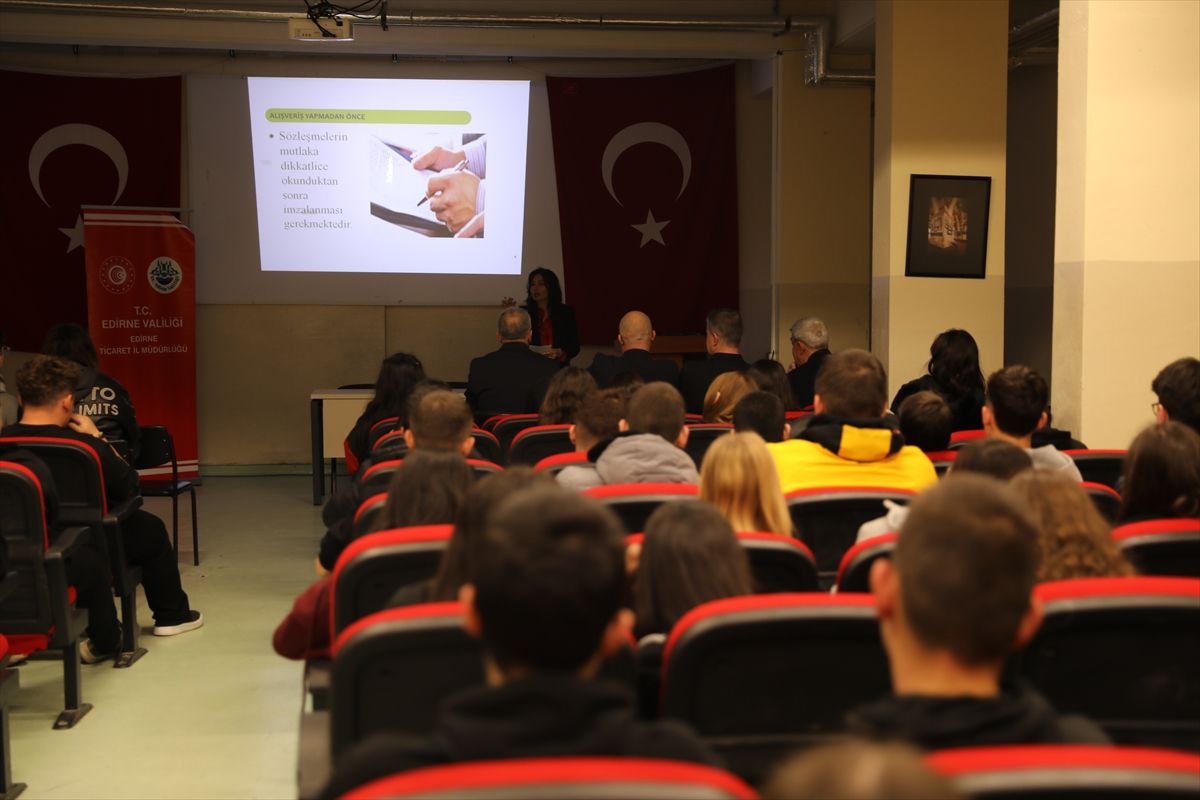 Edirne'de öğrenciler tüketici hakları konusunda bilgilendirildi