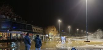 Edremit Körfezi'nde lodos etkili oldu