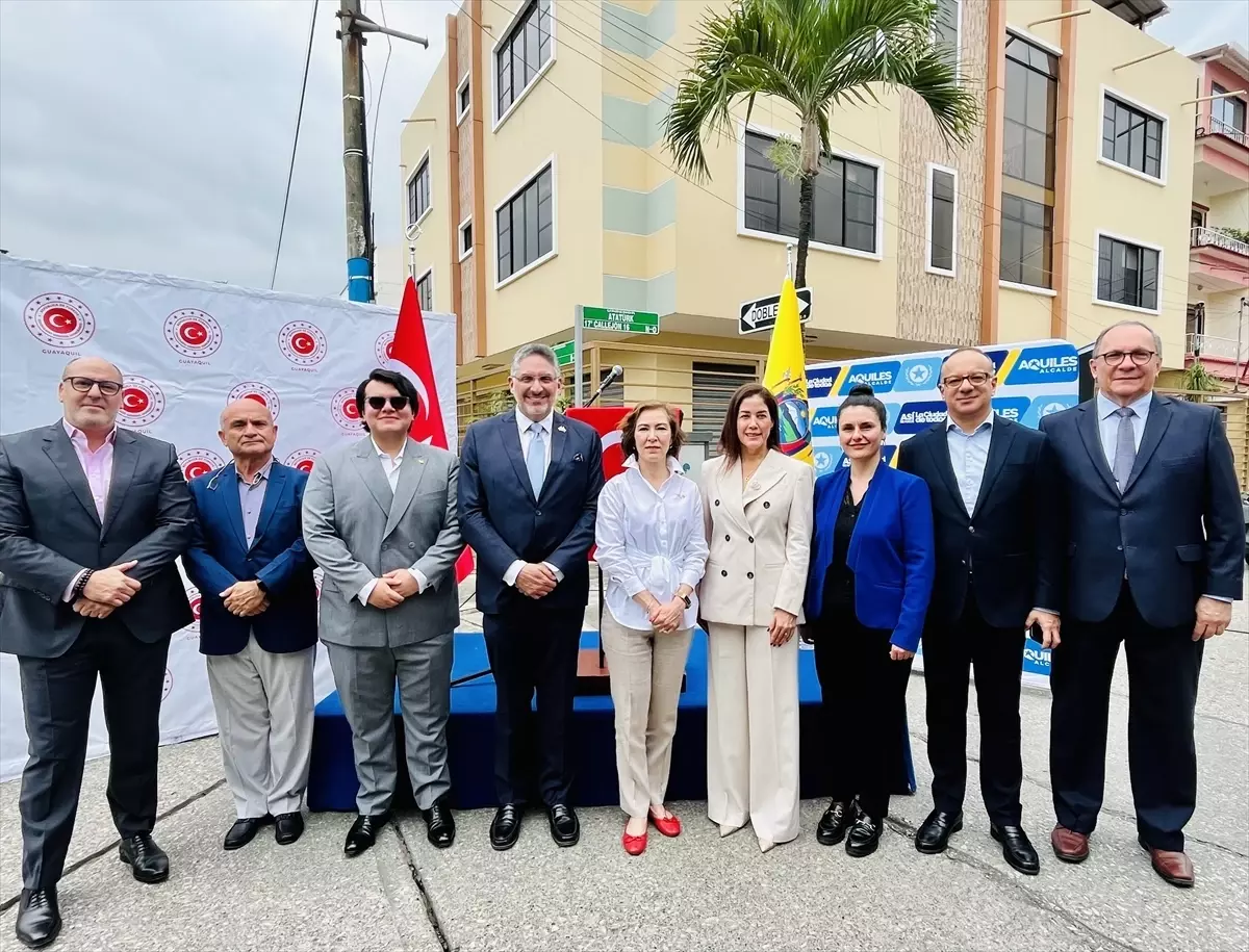 Ekvador'un Guayaquil kentinde Atatürk Sokağı'nın açılışı yapıldı