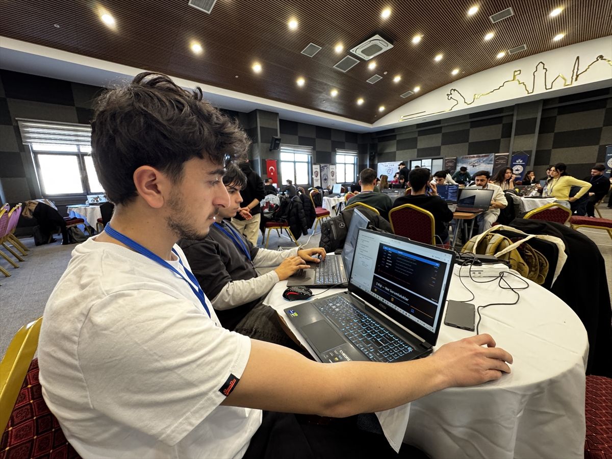 Elazığ'da "Astro Hackathon" heyecanı başladı