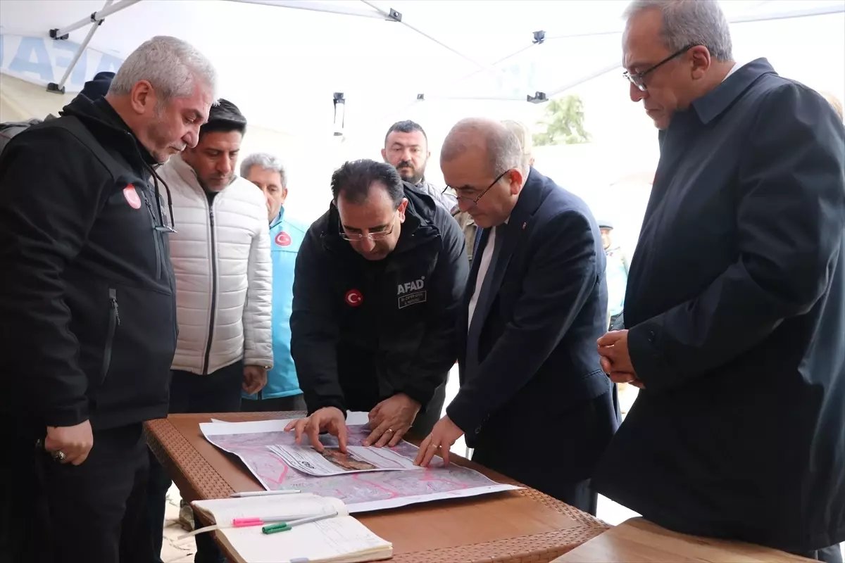 Elazığ'da kaybolan 74 yaşındaki kişiyi arama çalışmaları sürüyor