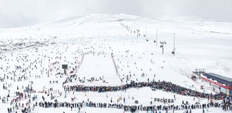 Erciyes'te hafta sonu yoğunluğu yaşanıyor