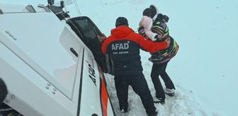 Erciyes'te mahsur kalan 12 kişiyi AFAD kurtardı