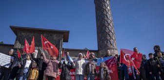 Erzurum'da sağlıkçılar 119 haftadır Gazze için sessiz yürüyüşlerini sürdürüyor