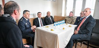 Erzurum Valisi Aydın Baruş, güvenlik güçlerinin bayramını kutladı