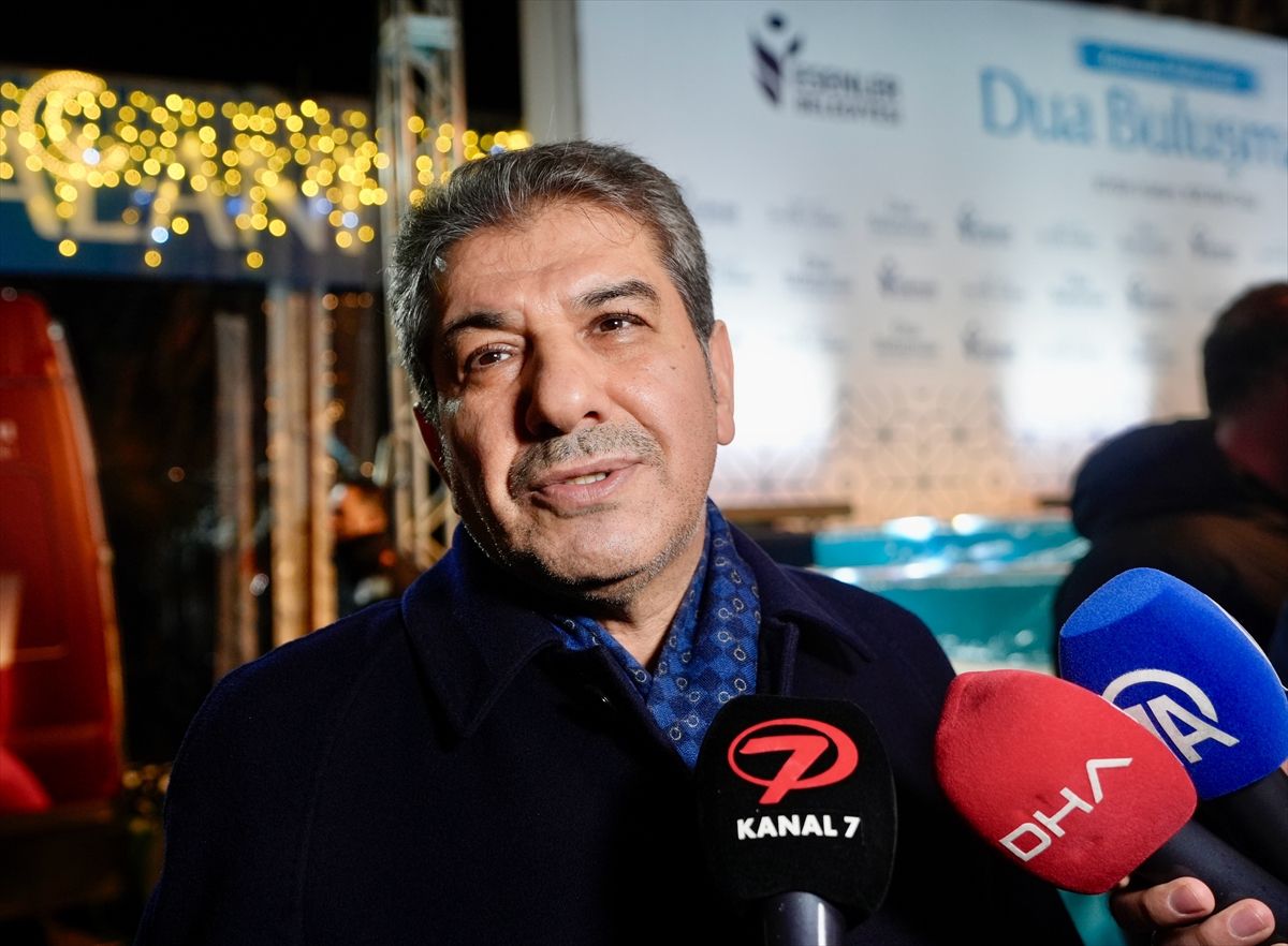 Esenler'de '10 bin hatim 100 bin dua' buluşması düzenlendi