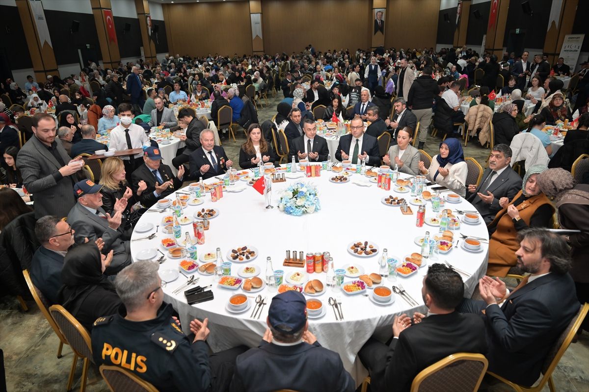 Esenyurt Belediyesinden şehit aileleri ve gaziler için 'minnet ve vefa' iftarı