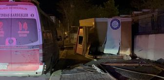Eskişehir'de ATM'ye çarpan otomobildeki 2 kişi yaralandı