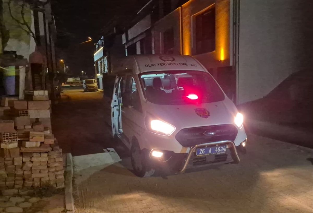 Eskişehir'de bisiklet demiri vücuduna saplanan çocuk hayatını kaybetti