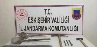 Eskişehir'de kaçak kazı yapan 3 kişi suçüstü yakalandı