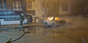 Eskişehir'de Park Halindeki Araçta Yangın