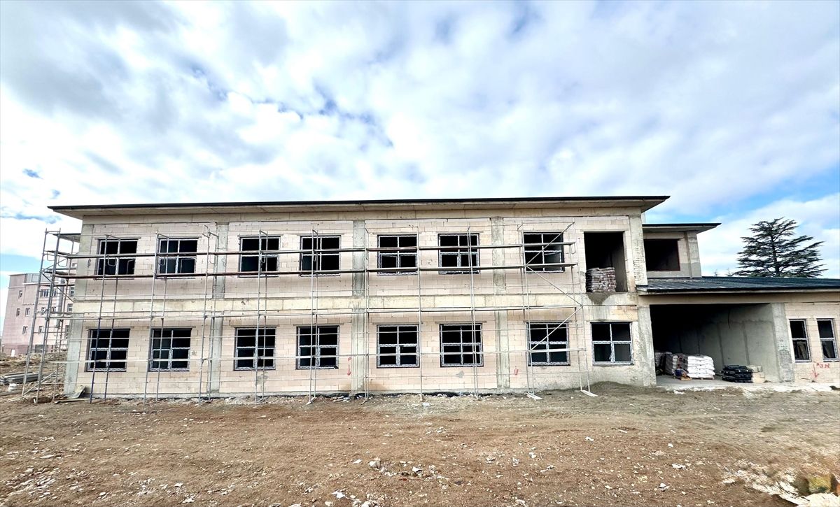 Eskişehir'de yapımı süren sağlık yatırımları incelendi