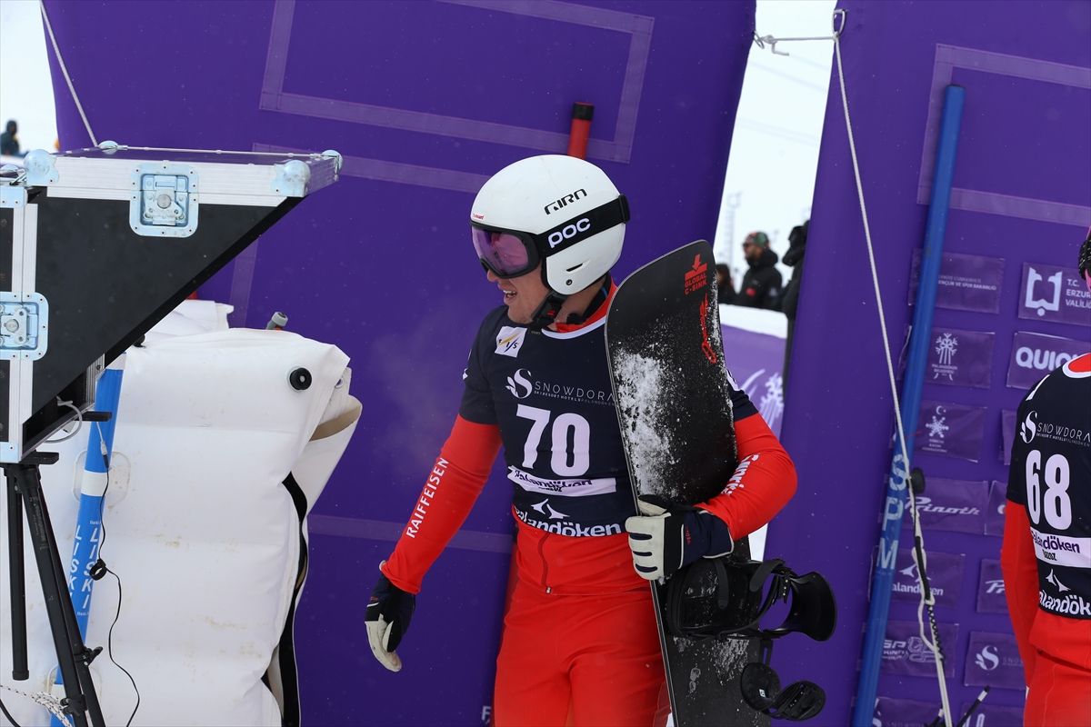 FIS SBX Snowboard Dünya Kupası başladı