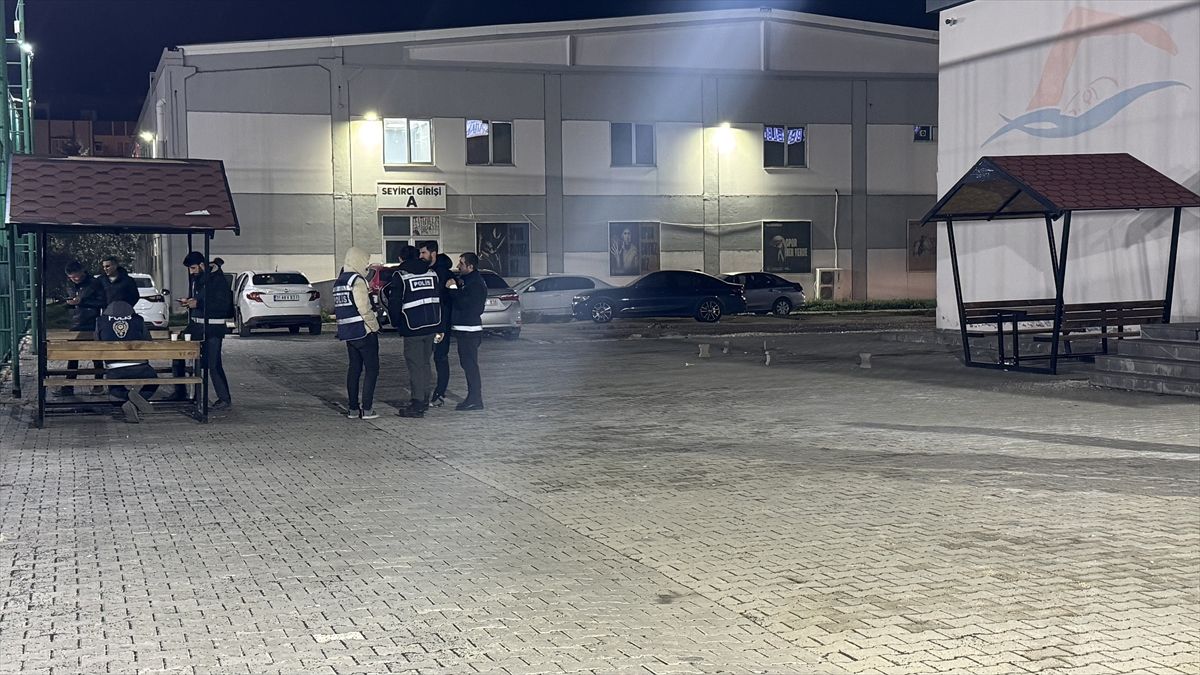 Gaziantep'te bıçaklı kavgada bir kişi öldü
