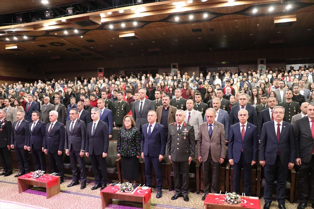Gaziantep ve çevre illerde İstiklal Marşı'nın kabulü ve Mehmet Akif Ersoy'u anma programları yapıldı