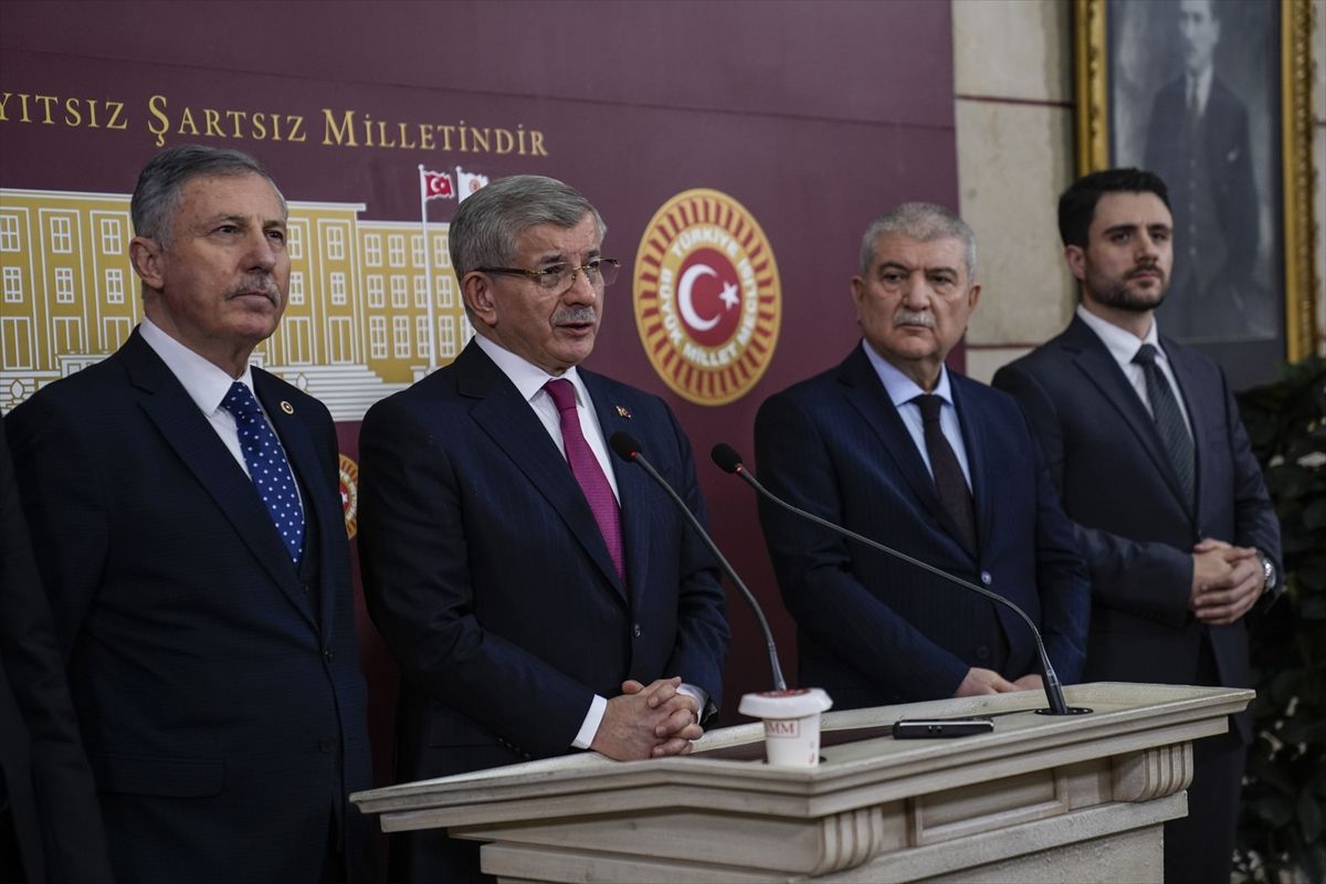 Gelecek Partisi Genel Başkanı Davutoğlu, gündemi değerlendirdi Açıklaması