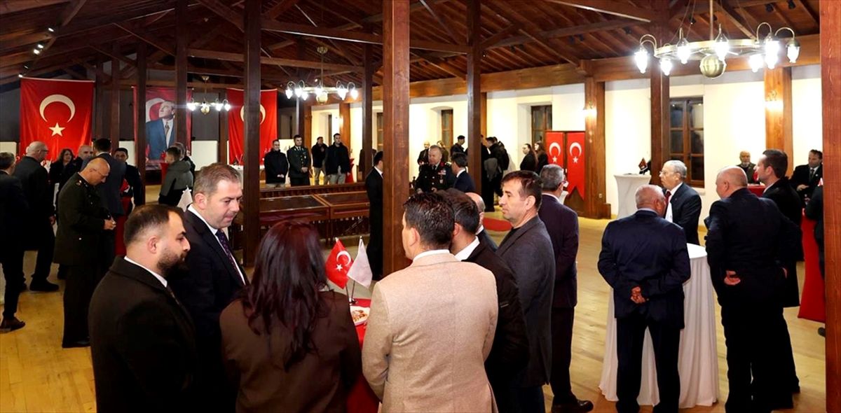 Gelibolu'da protokol bayramlaştı