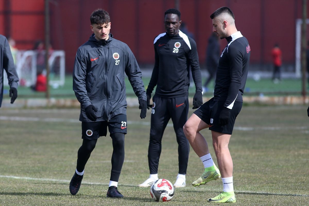 Gençlerbirliği, Alanyaspor karşılaşmasının hazırlıklarını tamamladı