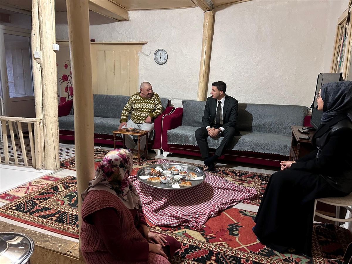 Güdül Kaymakamı Akar, iftar sofrasına konuk oldu