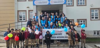 Gümüşhacıköy'de 'Isıtan Eller Projesi' uygulanıyor