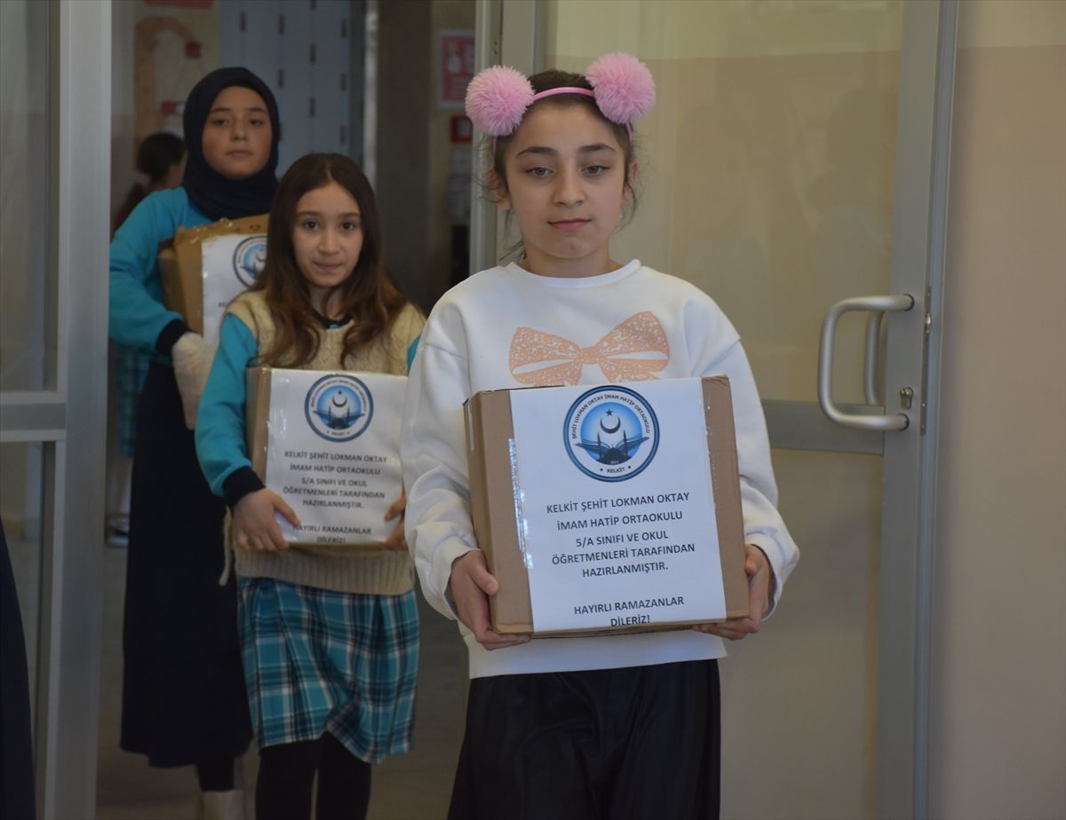 Gümüşhane'de ortaokul öğrencileri 'zimem defteri' geleneğini yaşattı