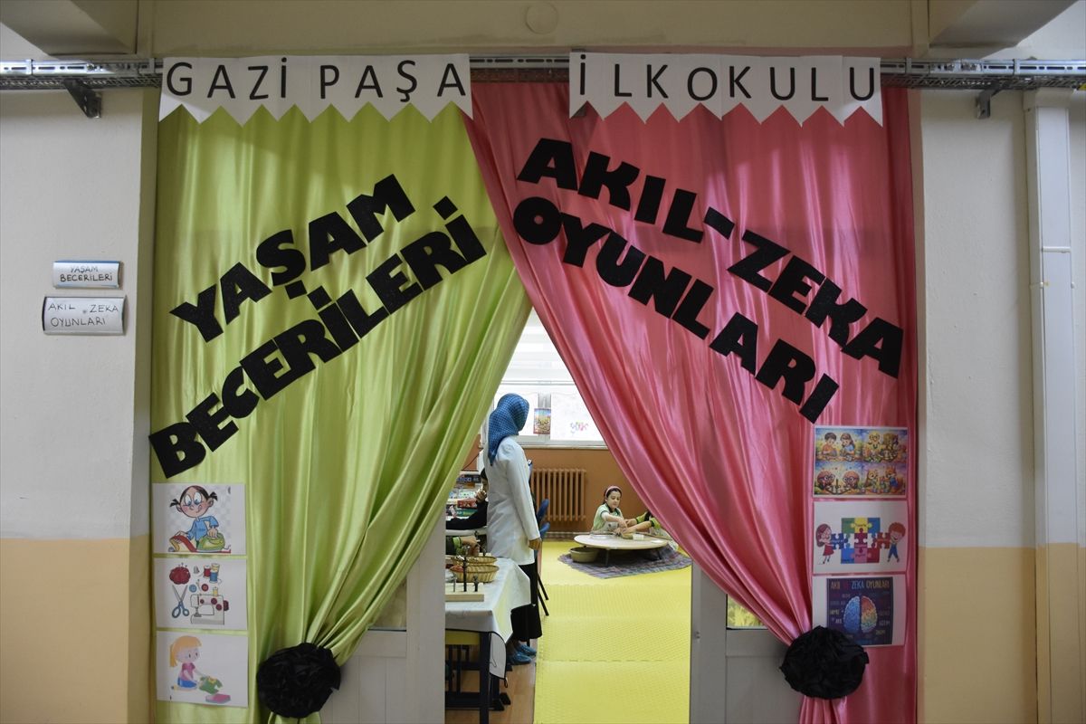 Gümüşhane'deki ilkokulda öğrenciler yaşam becerileri kazanıyor