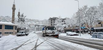 Hacılar'da karla mücadele çalışmaları devam ediyor