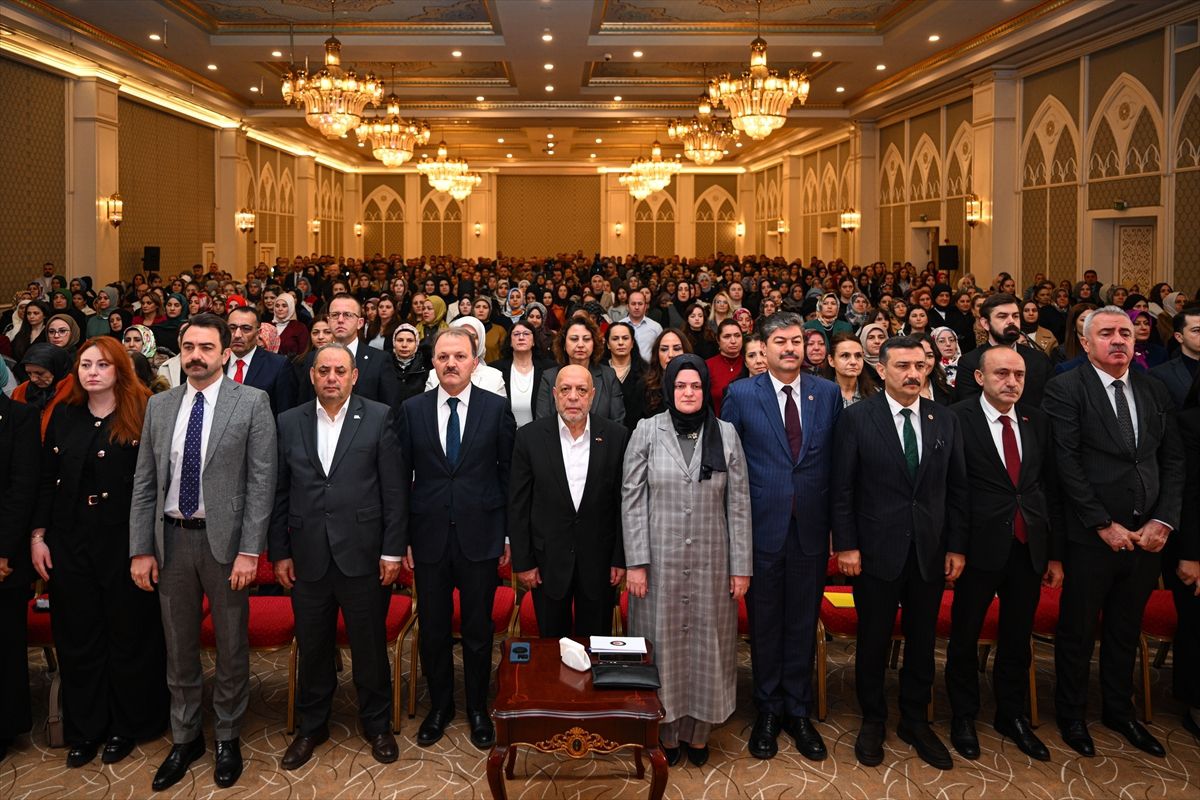 HAK-İŞ Genel Başkanı Arslan, Uluslararası Kadın Emeği Buluşması'nda konuştu Açıklaması