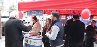 Hakkari'de 112 Günü dolayısıyla bilgilendirme standı açıldı
