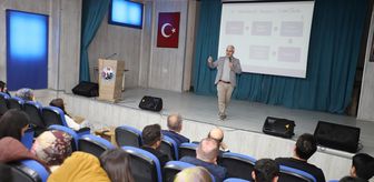 Hakkari'de aile konulu söyleşi düzenlendi