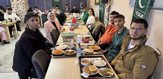 Hakkari'de Yeşilay gönüllüleri iftarda buluştu