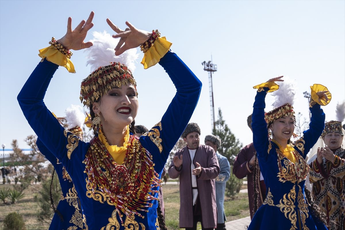 Hataylı depremzedeler, 5 günlük ziyaretin ardından Özbekistan'dan ayrıldı