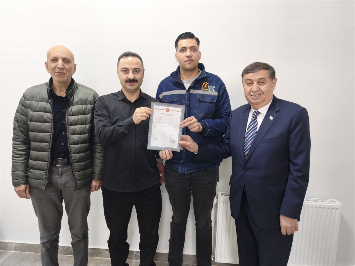 Havza OSB'de üretime geçen fabrikanın tapusu verildi