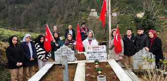 Hayrat'ta öğrenciler şehit mezarlarını ziyaret etti