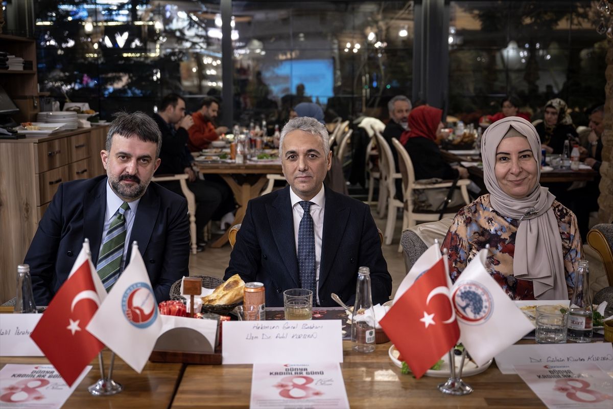 Hekimsen üyeleri iftar programında bir araya geldi
