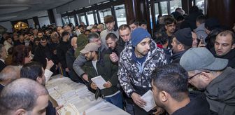 Hırvatistan'da, Diyanet İşleri Başkanlığı ve Zagreb Büyükelçiliğince Kur'an-ı Kerim dağıtıldı