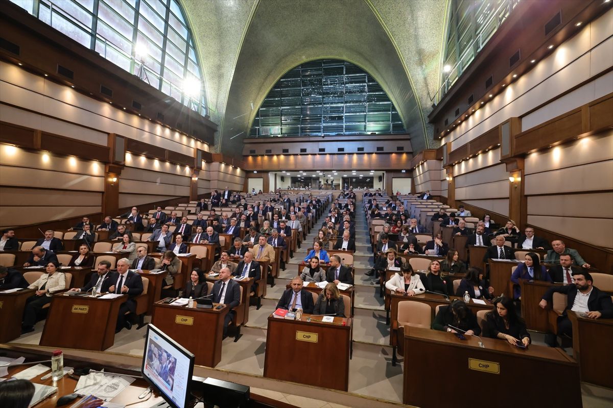 İBB Meclisi'nde metro hatlarındaki sorunlara ilişkin soru önergesi verildi