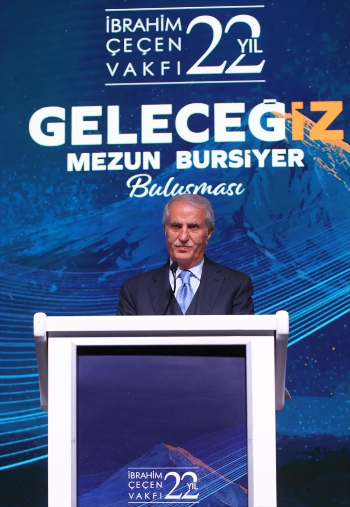 İbrahim Çeçen Vakfı 22. yılını "Geleceğiz" temasıyla kutladı