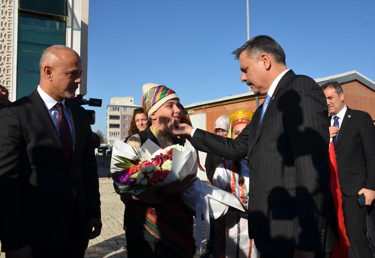 İçişleri Bakanı Çiftçi, Afşin'de temaslarda bulundu