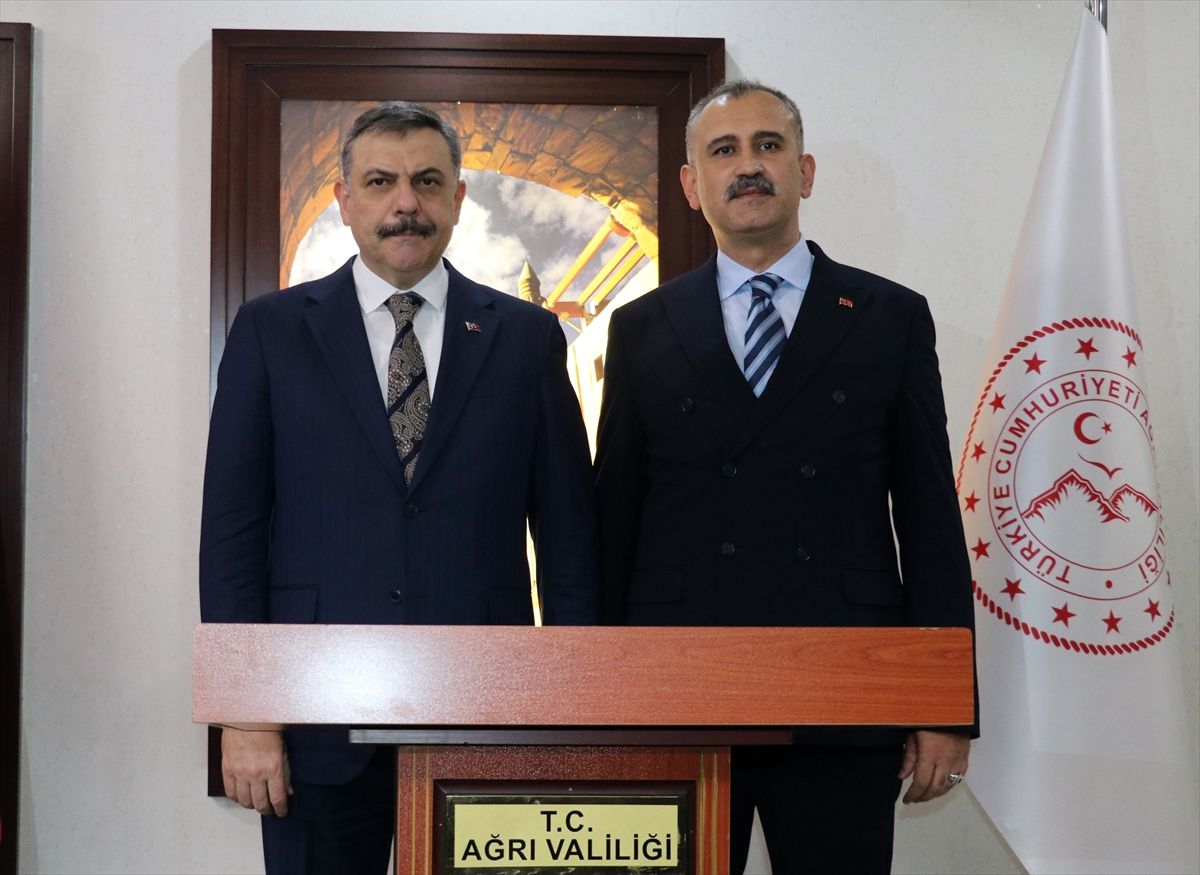 İçişleri Bakanı Çiftçi, Ağrı'da ziyaretlerde bulundu