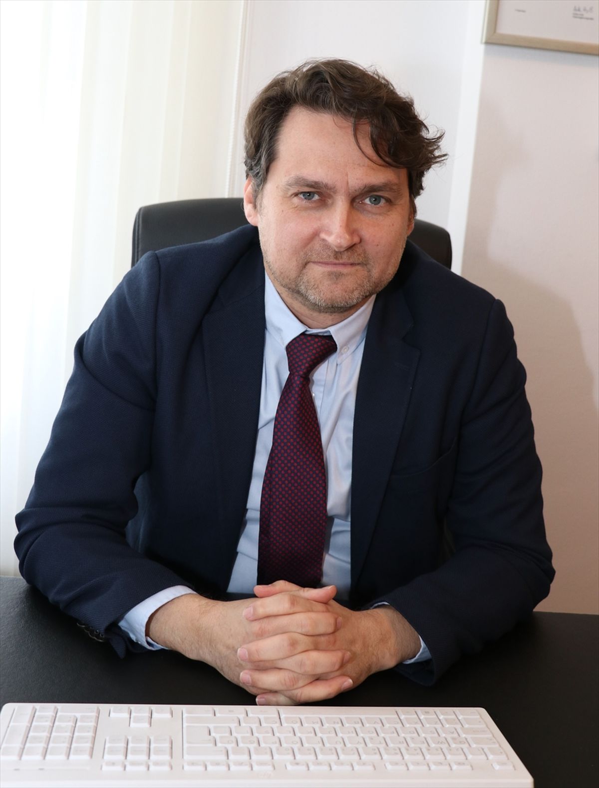 İhmal edilen "endometriozis" kadınlarda nefes darlığı ile böbrek sorunlarına neden olabiliyor